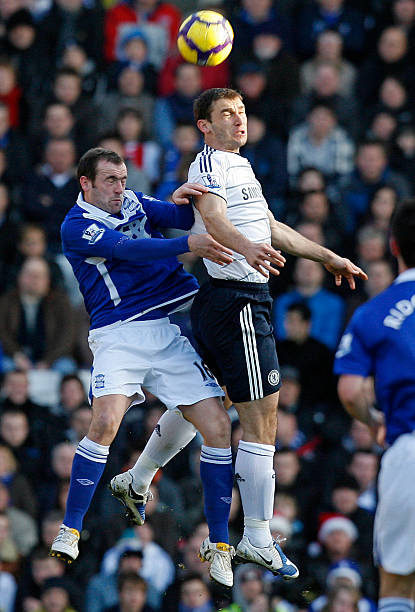 崛起和偶尔 崛起和偶尔