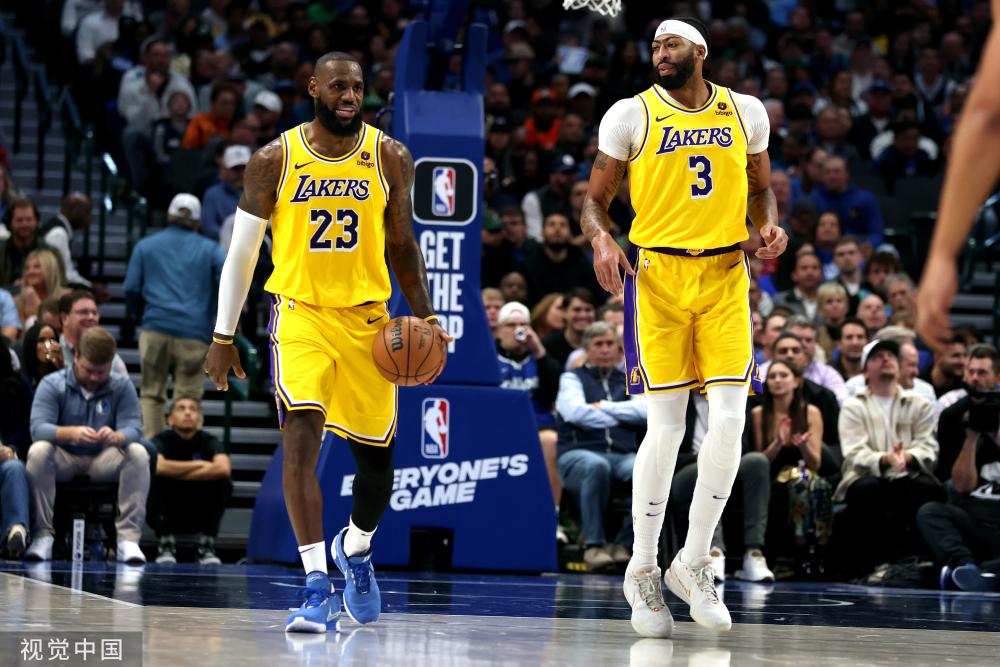 与阿德耶米 与阿德耶米