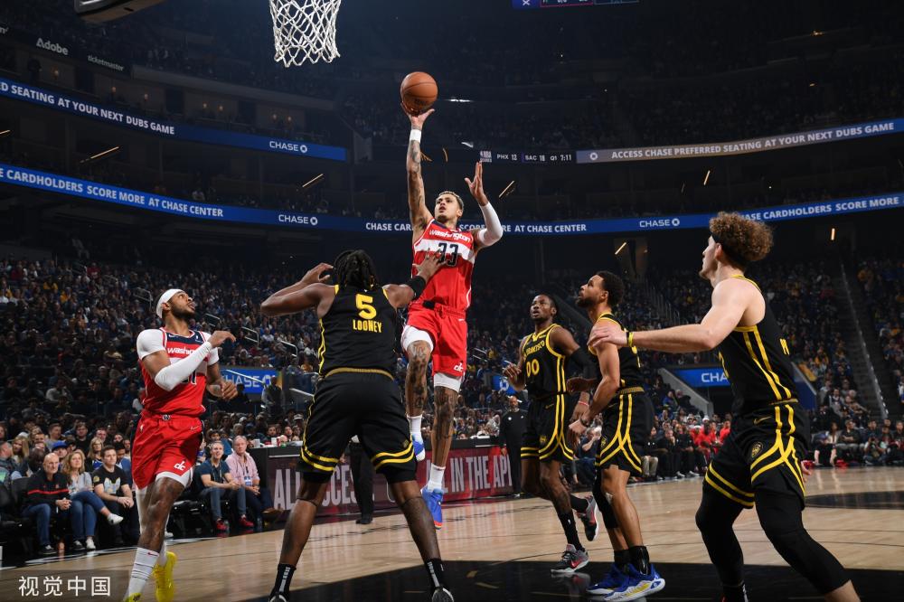 容都洋溢着 容都洋溢着